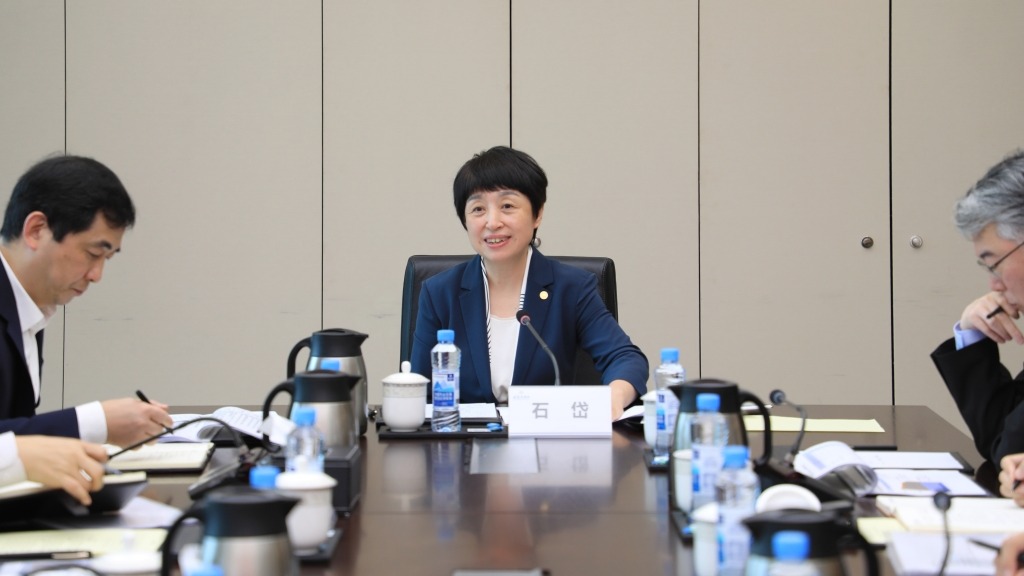 石岱调研招商资本